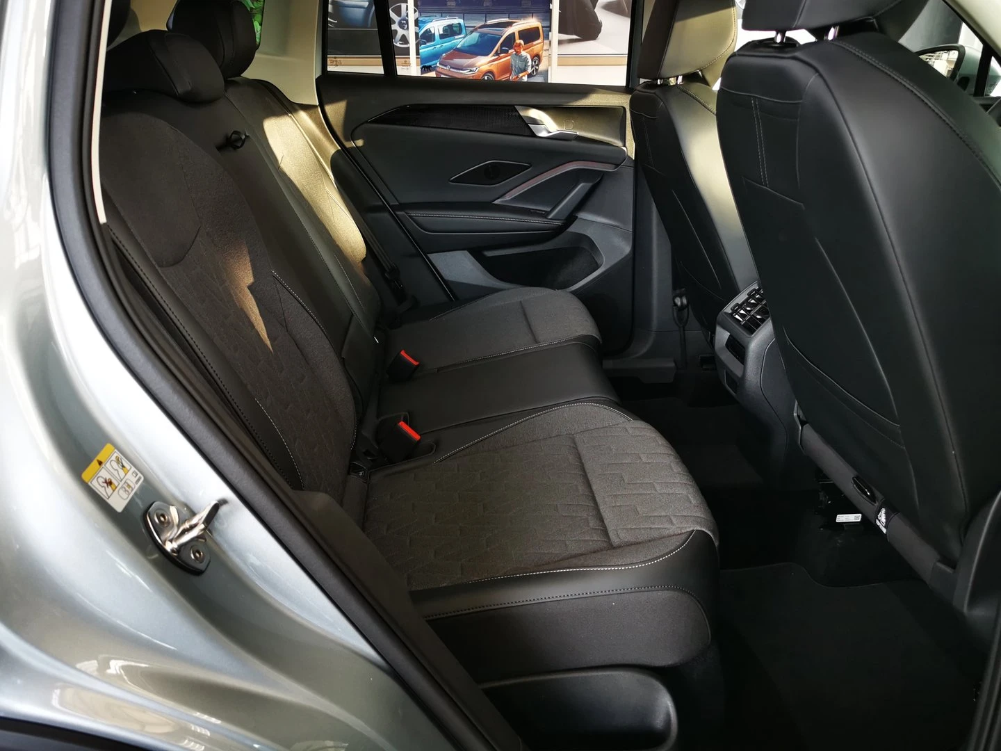 VW Tiguan Life Plus 1.5 eTSI DSG - изображение 7