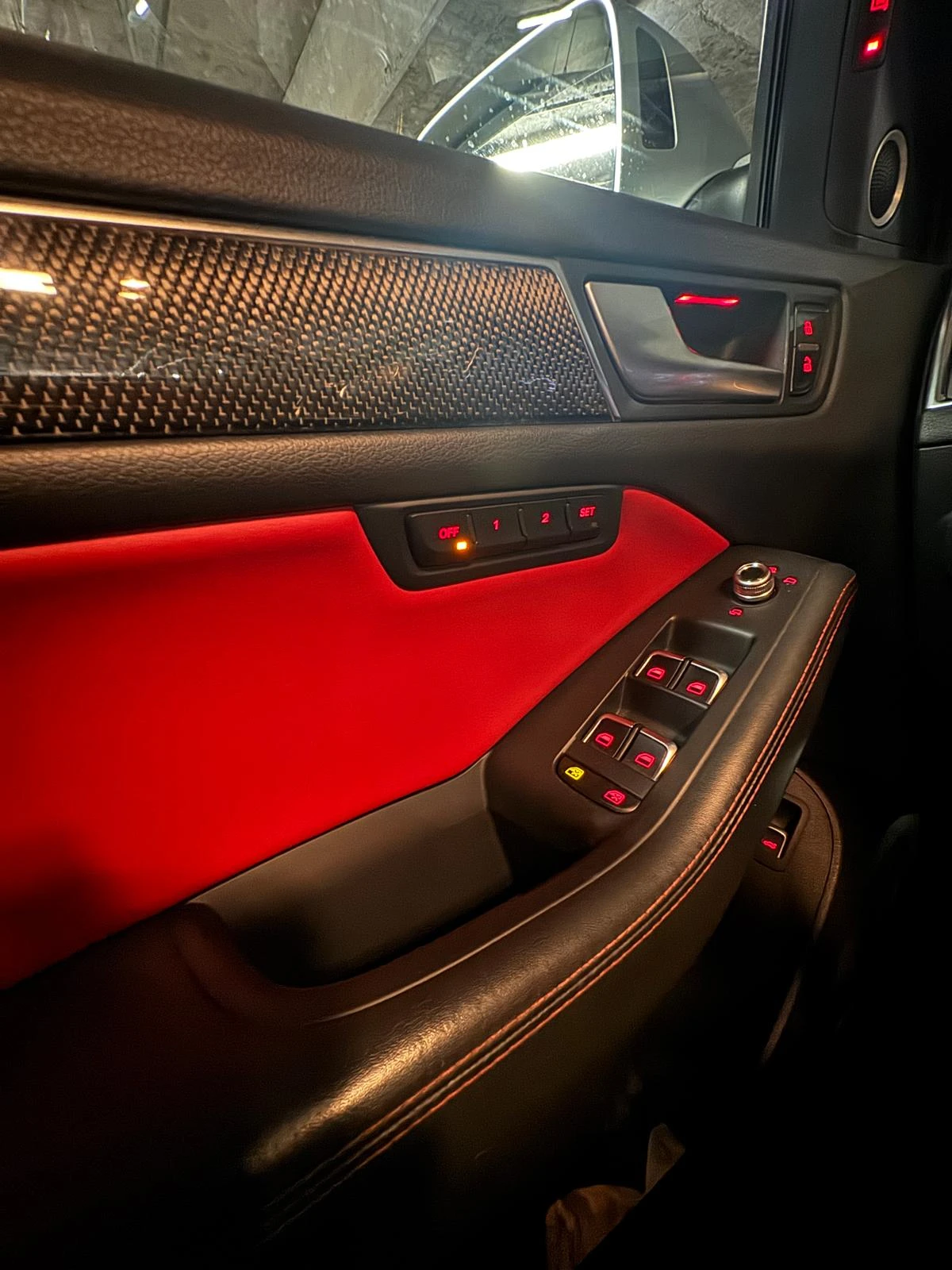 Audi SQ5 НАЛИЧЕН - изображение 9