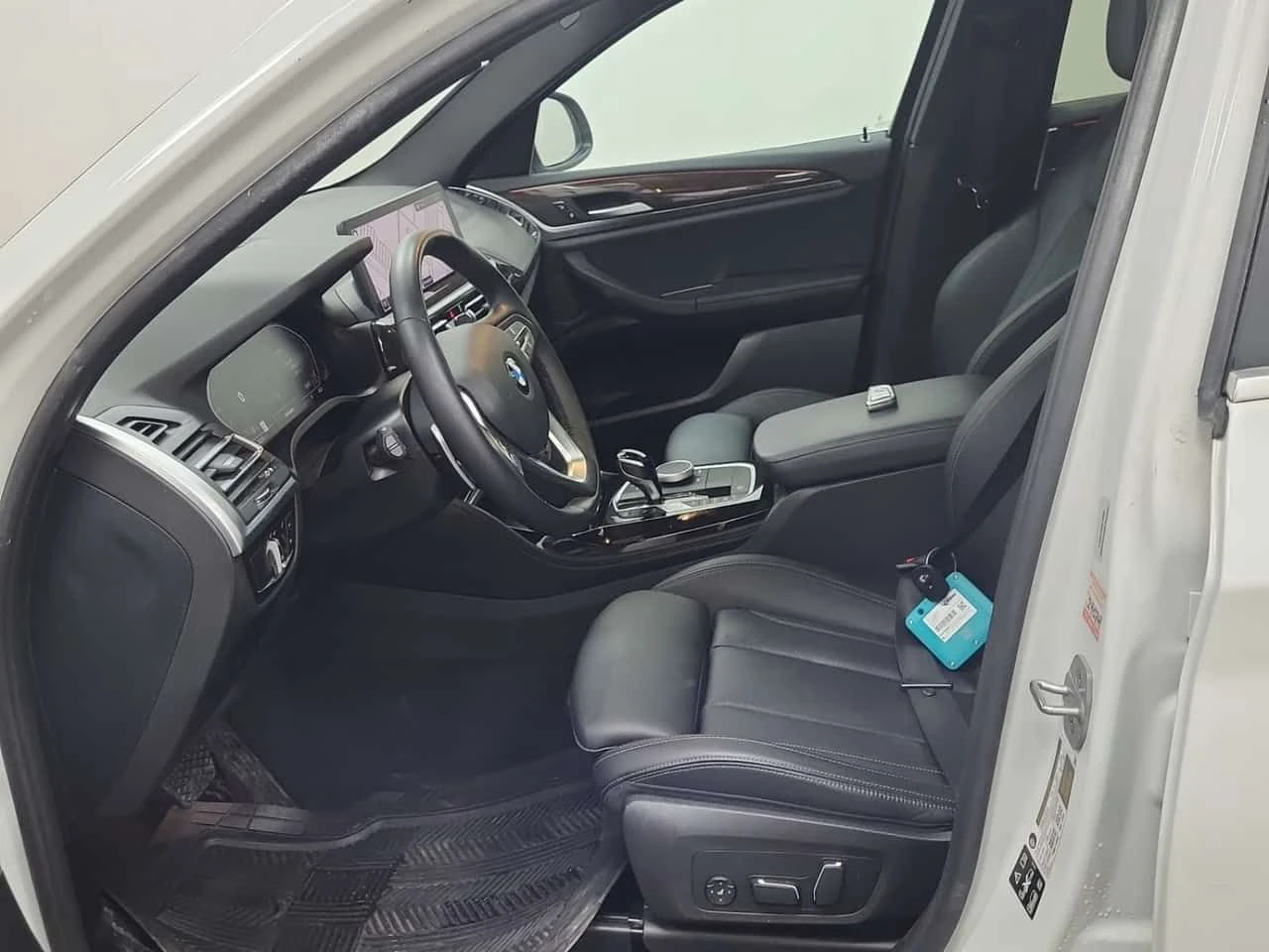 BMW X4 XDRIVE30I * ДИСТРОНИК / ПОДГРЕВИ / ПАНОРАМА - изображение 9