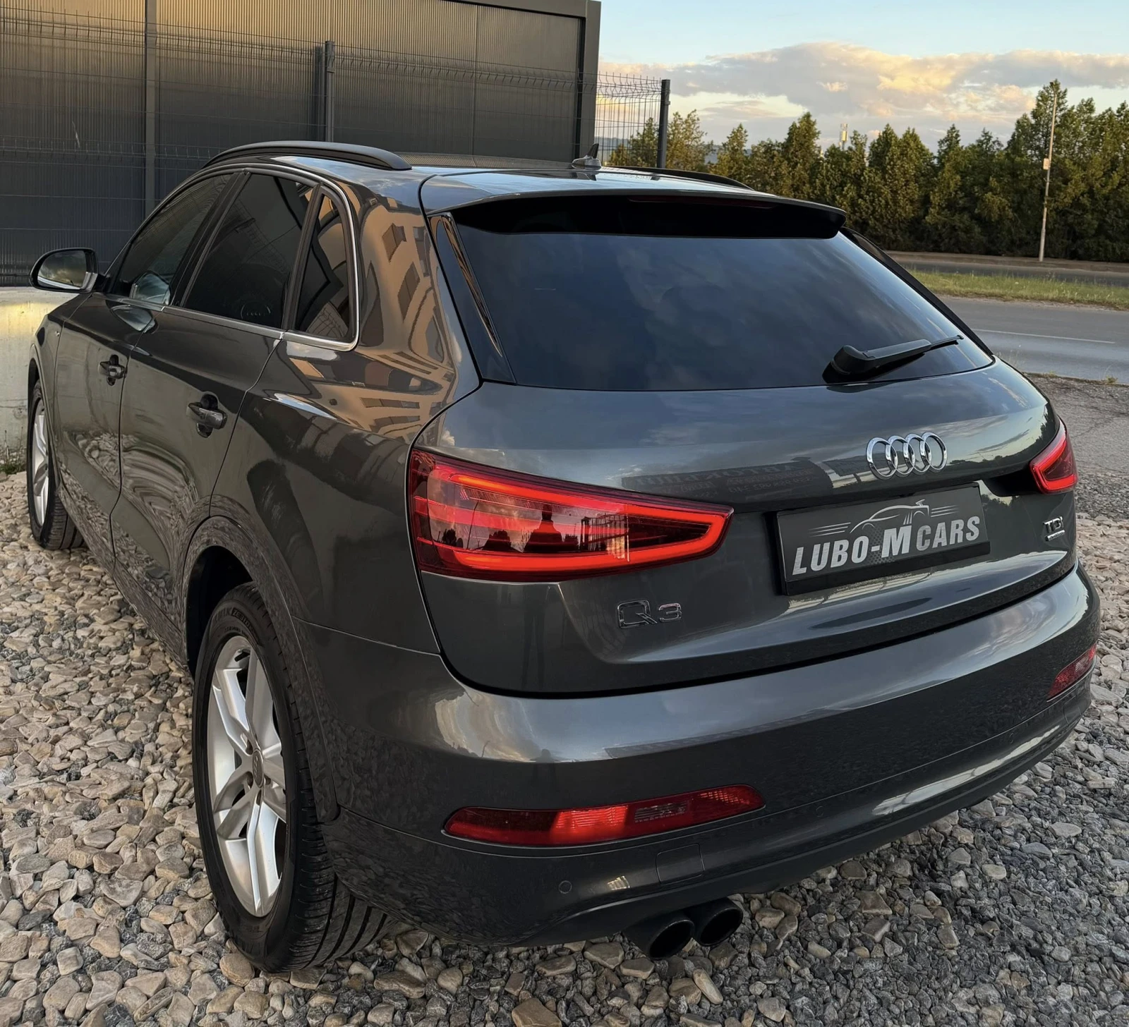 Audi Q3 2.0TDI* 177* Quattro* S-LINE, снимка 6 - Автомобили и джипове - 54601741