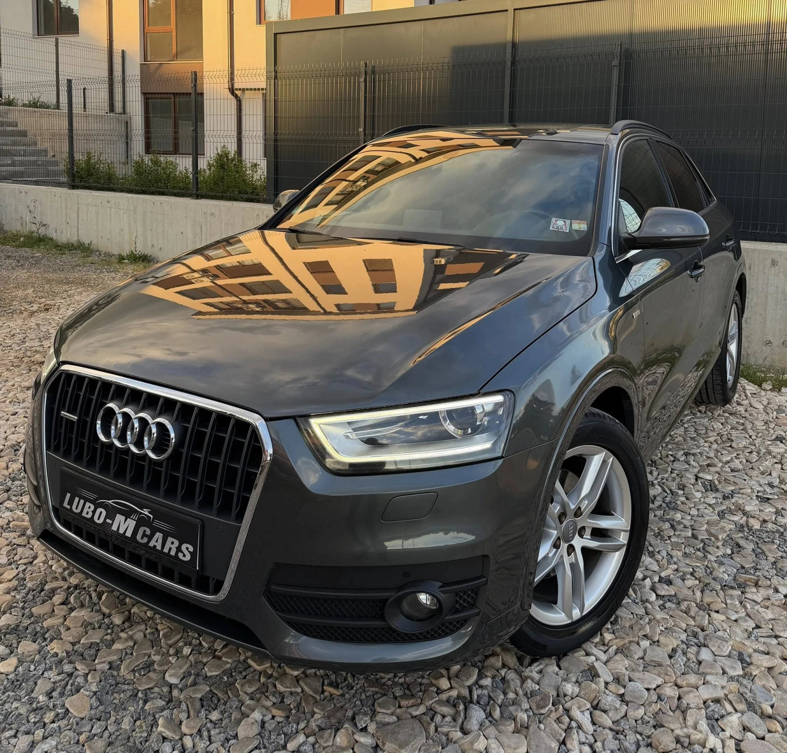 Audi Q3 2.0TDI* 177* Quattro* S-LINE