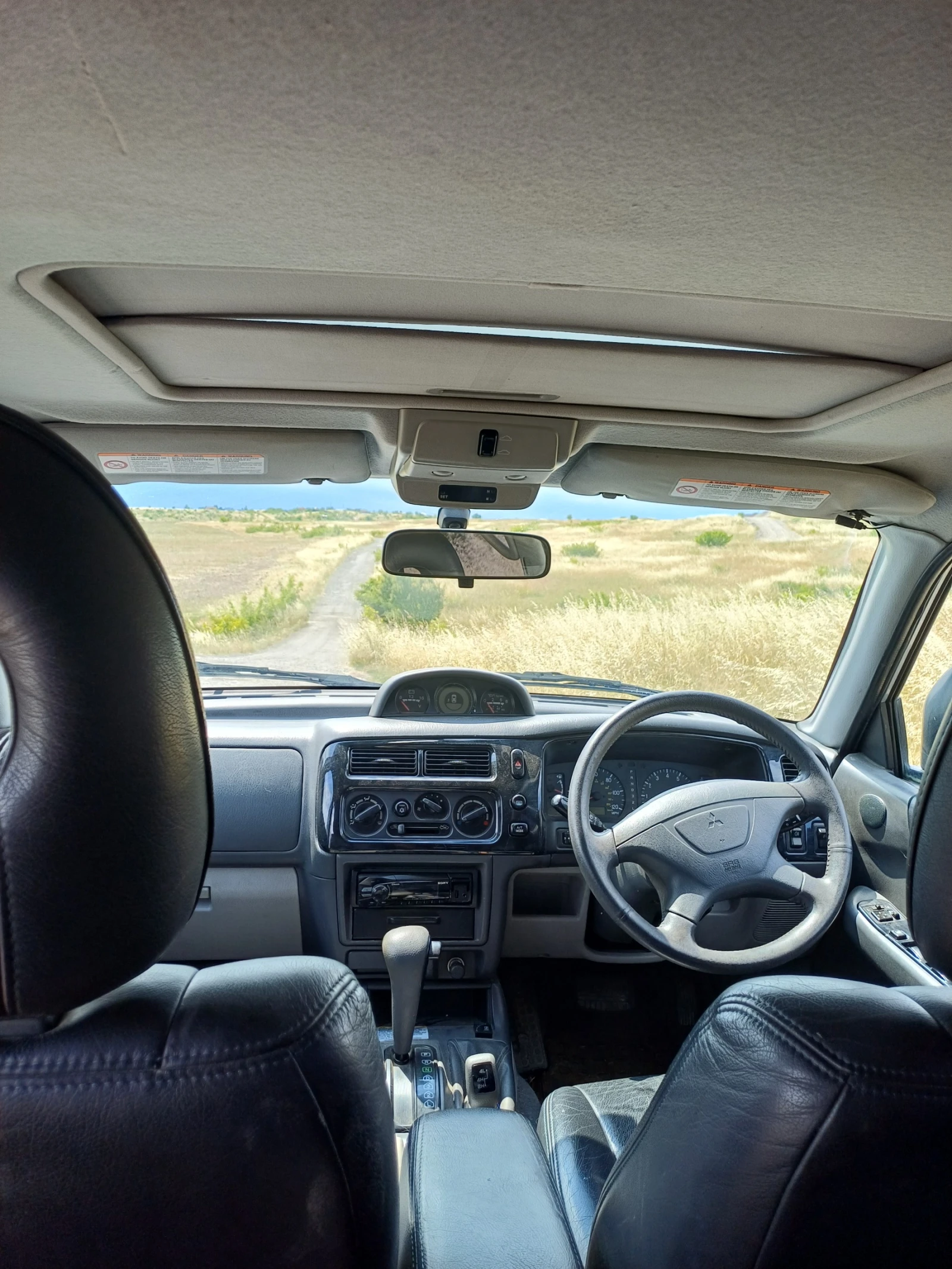 Mitsubishi Pajero sport, снимка 13 - Автомобили и джипове - 54883737