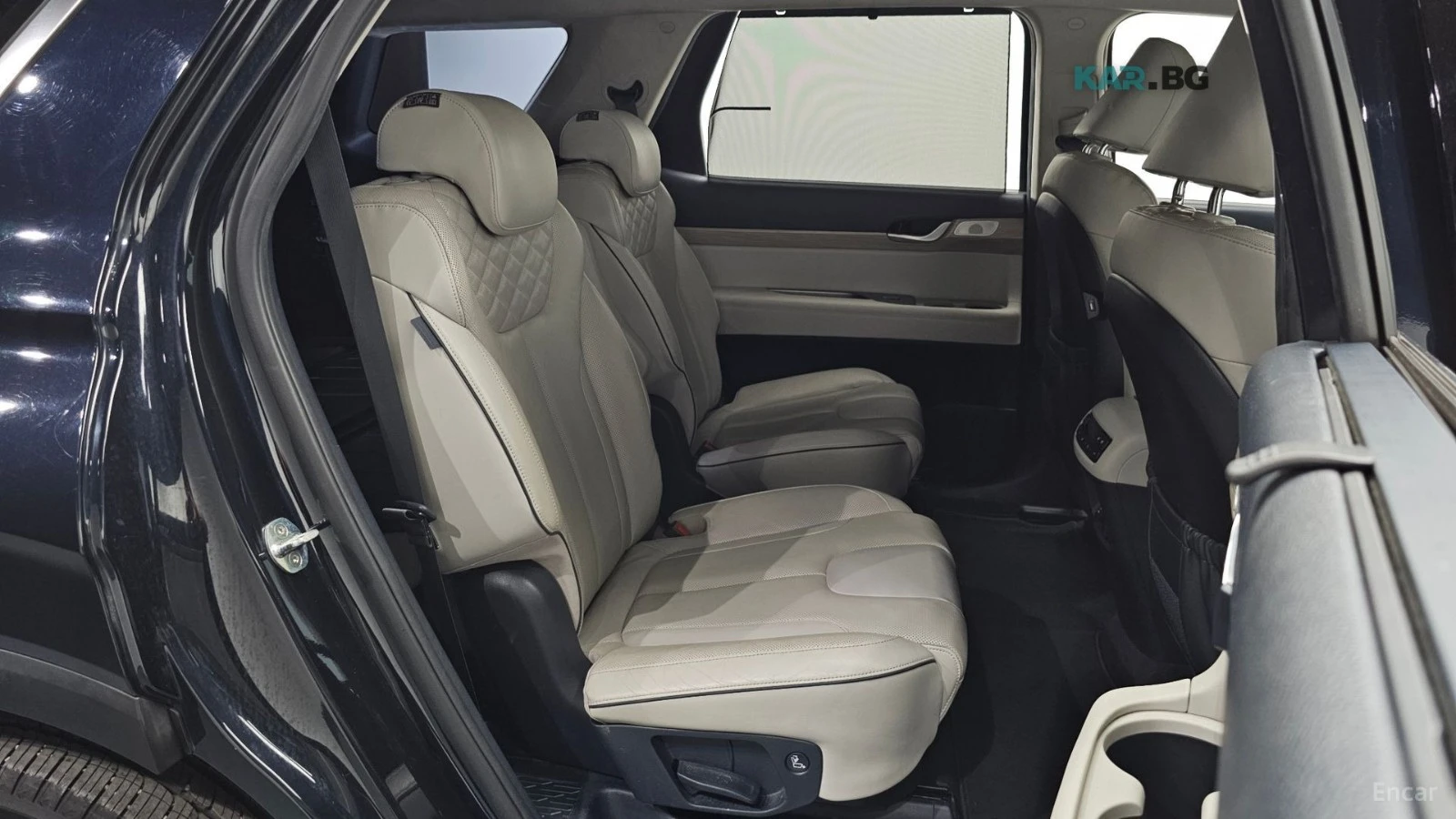 Hyundai Palisade * AWD* ПАНО* 360* KEYLESS* Camera* ПОДГРЕВ* , снимка 12 - Автомобили и джипове - 55404581