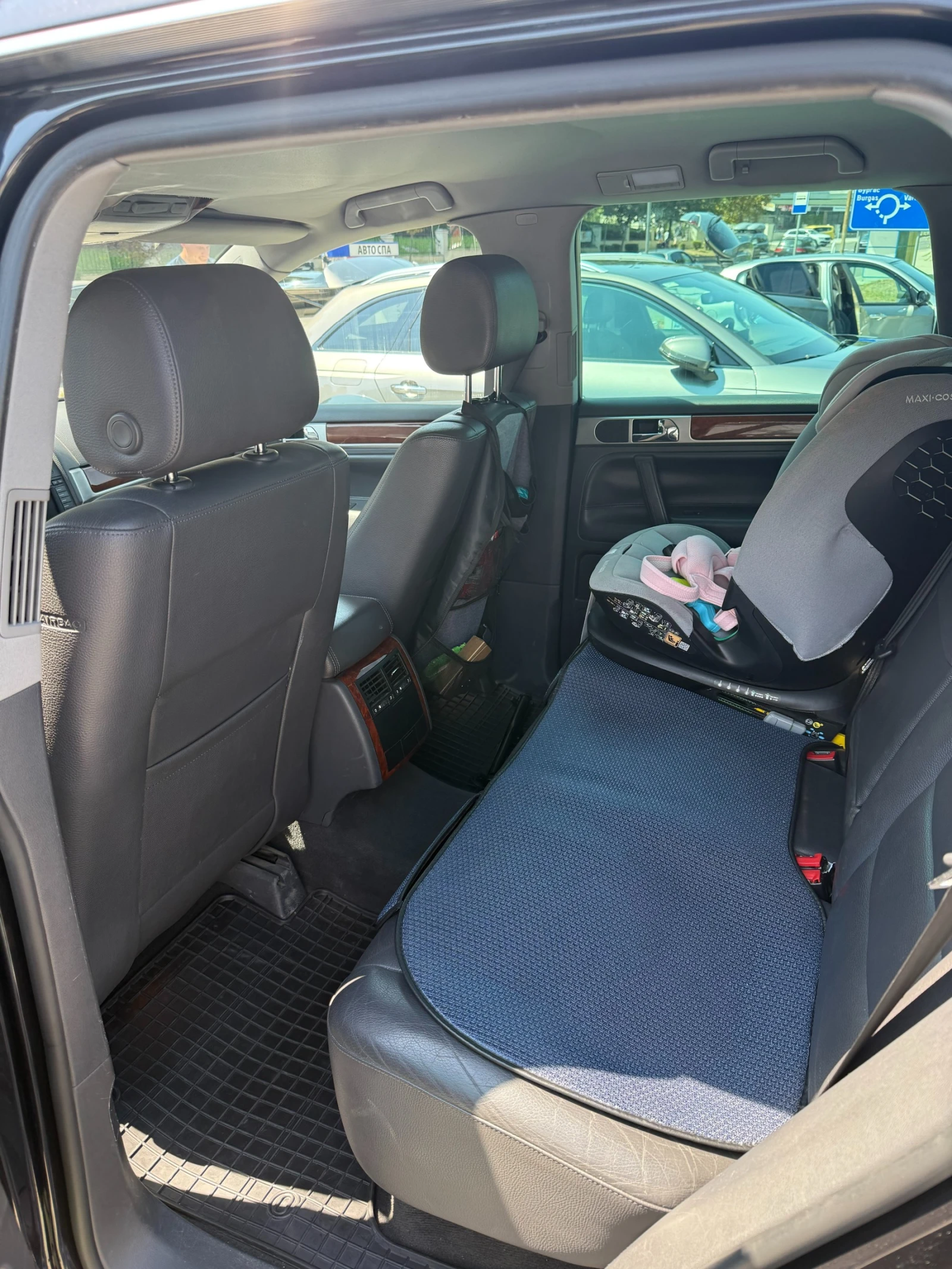 VW Touareg, снимка 7 - Автомобили и джипове - 55954461