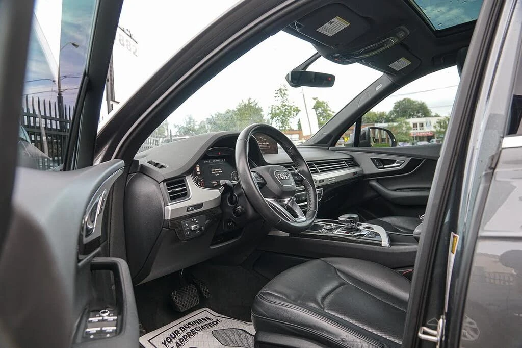 Audi Q7 S-Line * Панорама * АвтоКредит (ЦЕНА ДО БГ), снимка 9 - Автомобили и джипове - 56186136