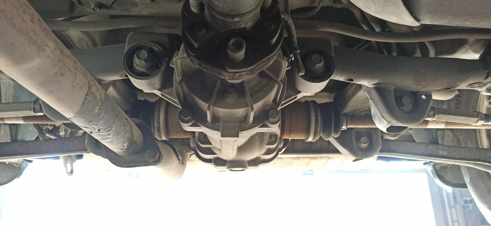 Hyundai Tucson 2.0i + BRC. 4wd, снимка 17 - Автомобили и джипове - 56601088