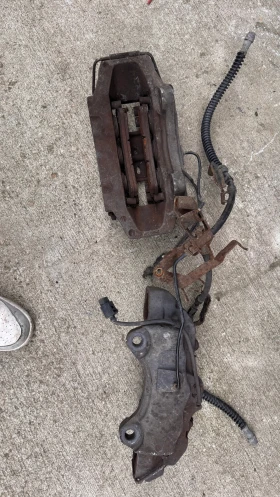 Спирачен апарат за VW Touareg 2002 - 2010 , снимка 2
