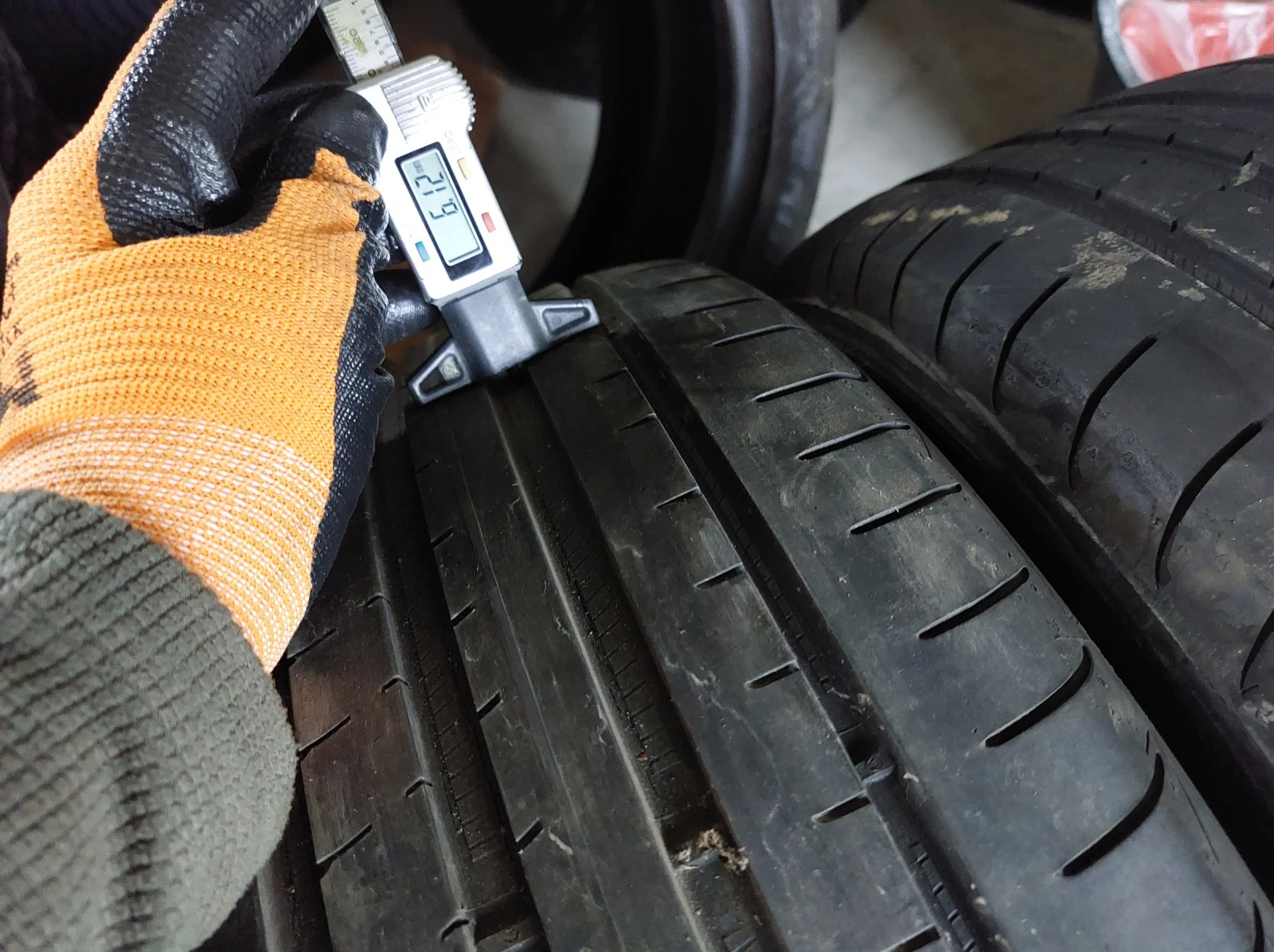 ���� 235/45R17 | Mobile.bg � ����������� 5