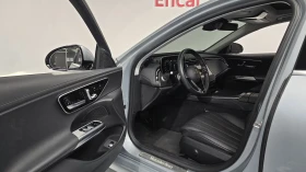 Mercedes-Benz E 200 2024* 5138KM* 360* DISTRONIK* KEYLESS* КРАЙНА ЦЕНА, снимка 9