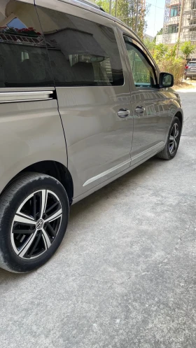 Обява за продажба на VW Caddy Maxi ~62 000 лв. - изображение 9