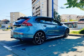 Volvo V40 Cross Country 2.5 AWD/ 5 цилиндъра/ обслужен/ 2 комплекта гуми | Auto.bg — изображение 4