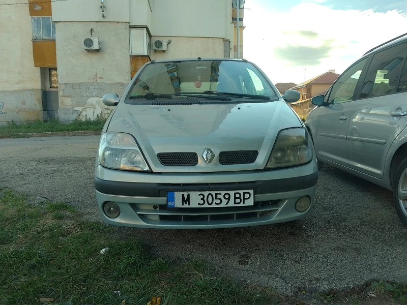 Renault Scenic, снимка 1 - Автомобили и джипове - 47538732