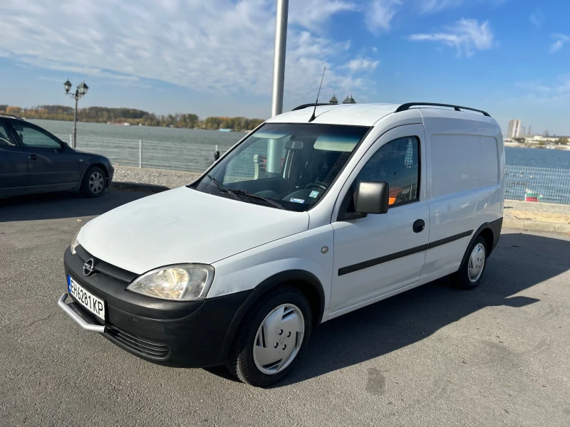 Opel Combo, снимка 2 - Автомобили и джипове - 47840695