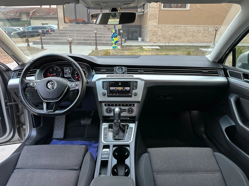 VW Passat 2.0TDI , снимка 9 - Автомобили и джипове - 48947989