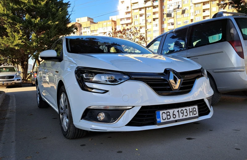 Renault Megane, снимка 2 - Автомобили и джипове - 49526609