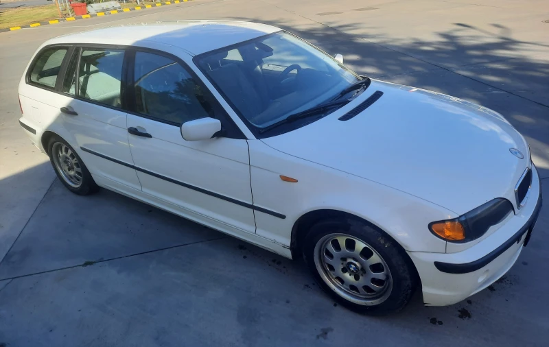 BMW 318 Touring, снимка 2 - Автомобили и джипове - 51858984