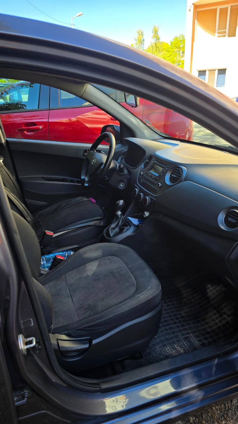 Hyundai I10, снимка 8 - Автомобили и джипове - 51923682