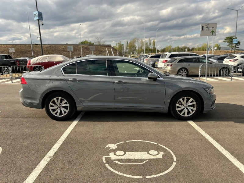VW Passat 1.5i (150bhp) Automatic - ГАРАНЦИОНЕН, снимка 6 - Автомобили и джипове - 51925589
