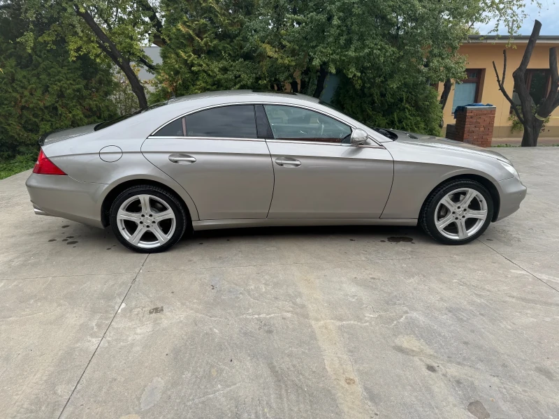 Mercedes-Benz CLS 500, снимка 4 - Автомобили и джипове - 52029129