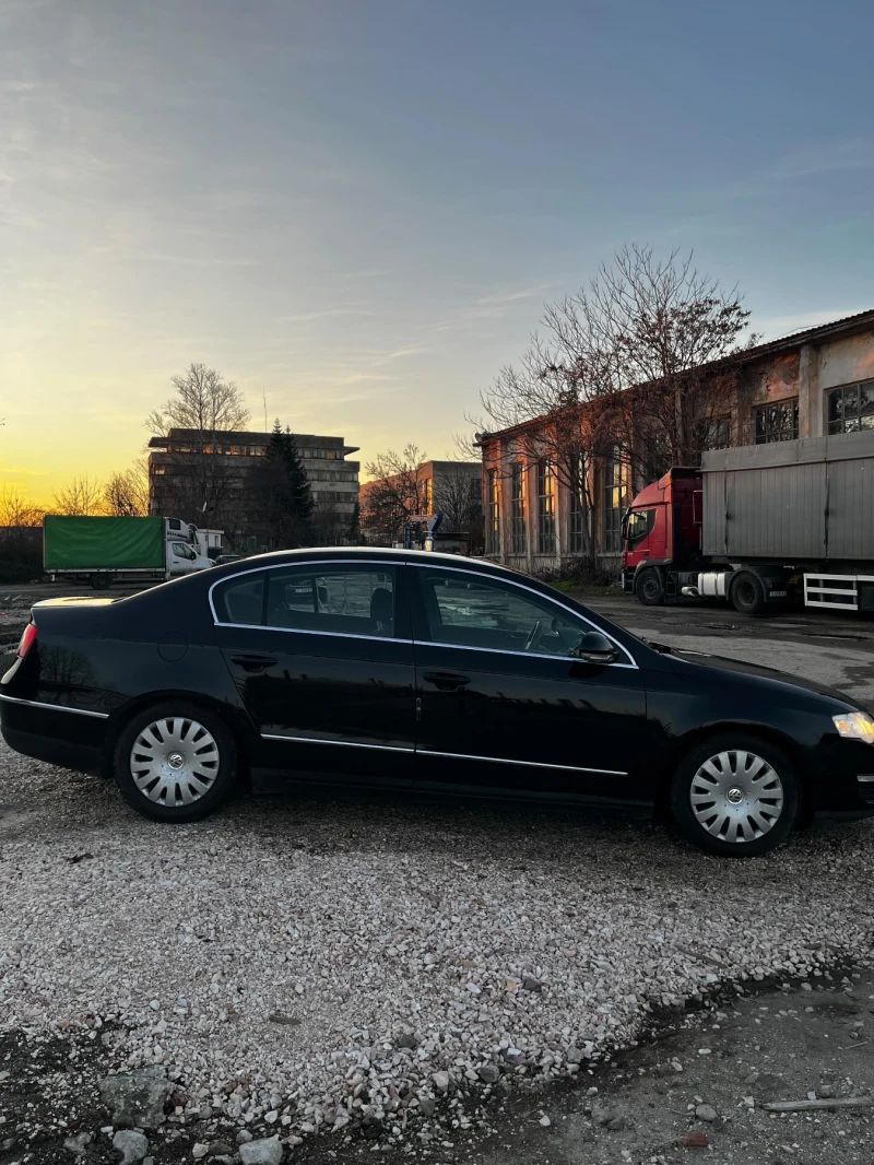 VW Passat, снимка 6 - Автомобили и джипове - 52944927