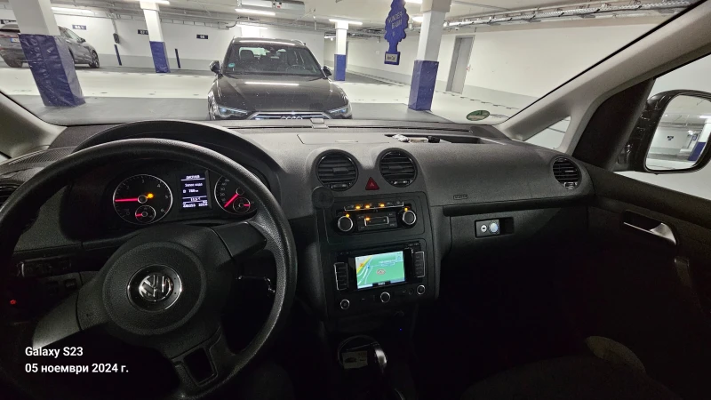 VW Caddy Jako, снимка 5 - Автомобили и джипове - 53138474