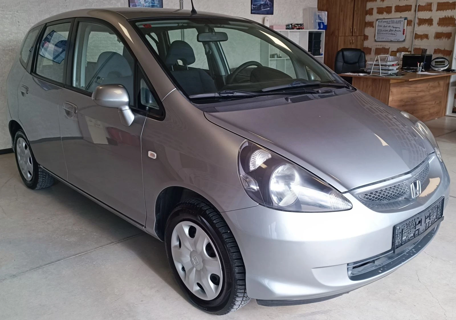 Honda Jazz 1.3 Бензин - изображение 3