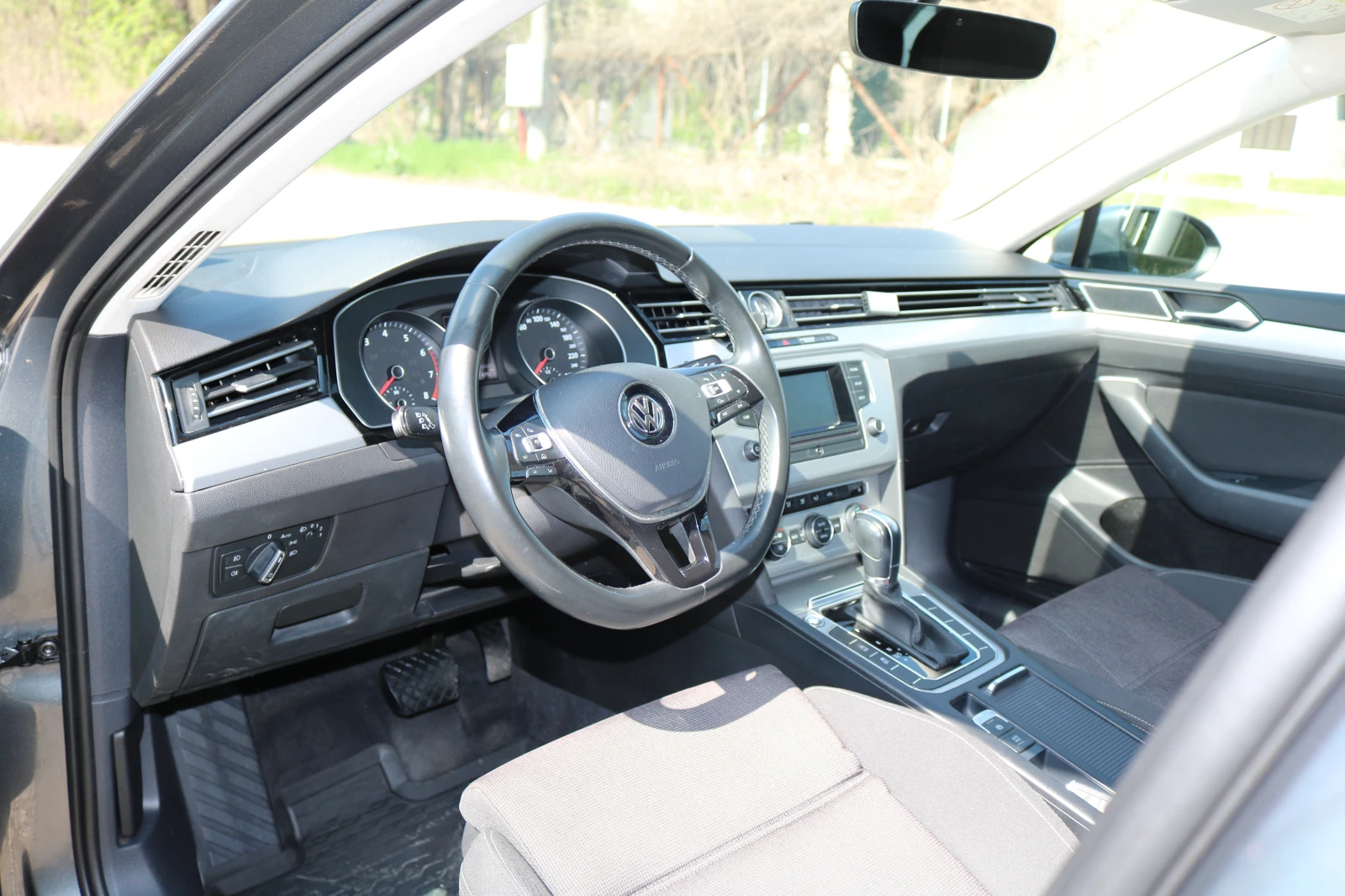 VW Passat  - изображение 5
