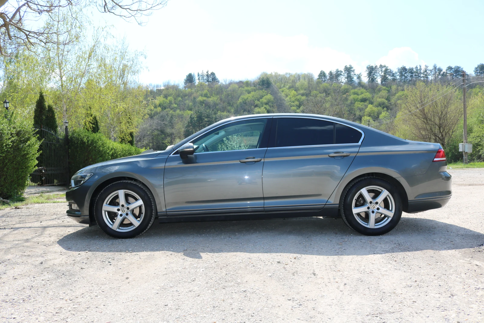 VW Passat  - изображение 8