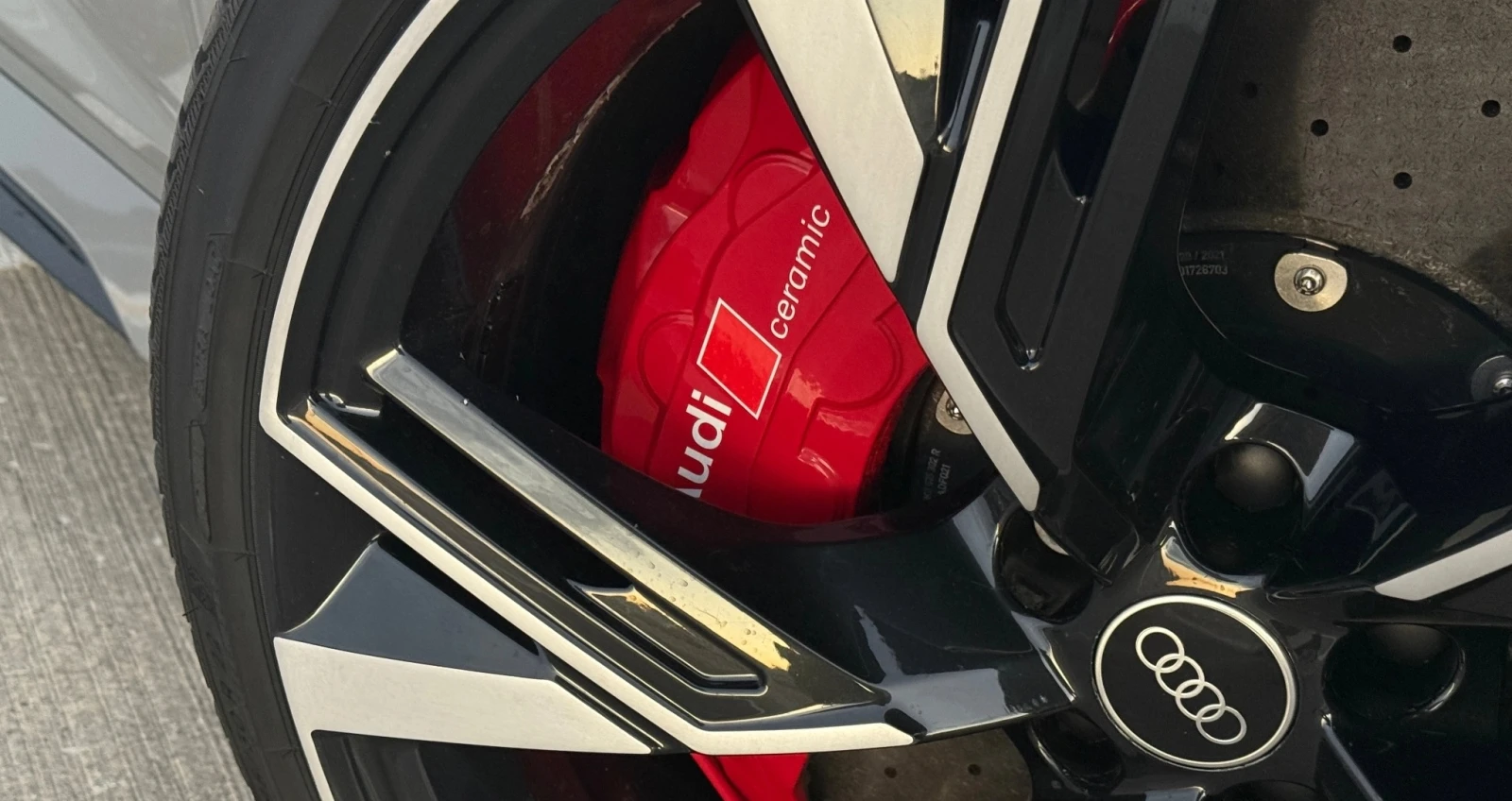 Audi Rs6 4.0TFSI Quattro - изображение 6