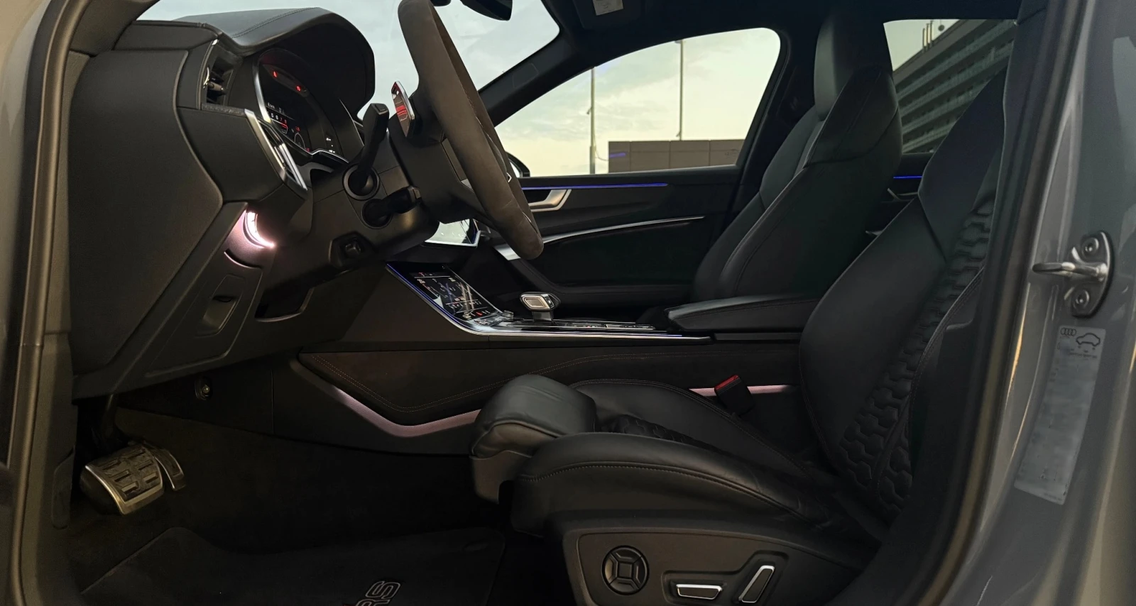 Audi Rs6 4.0TFSI Quattro - изображение 8