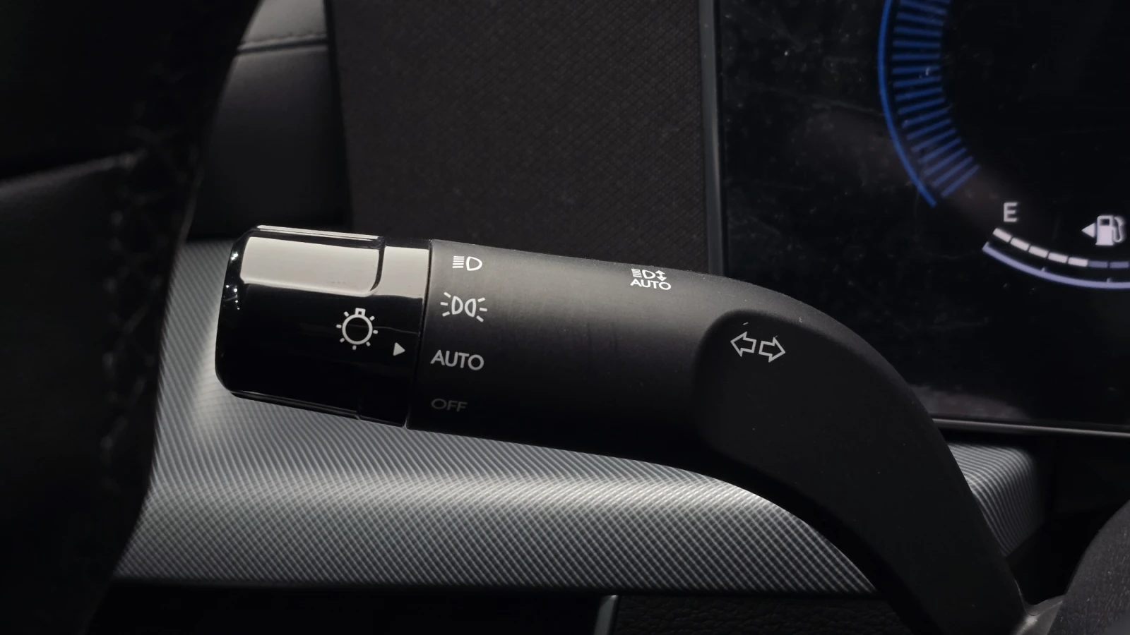 Hyundai Sonata The Edge 2.0LPG Mobility autogeorge.com | Mobile.bg � ����������� 17