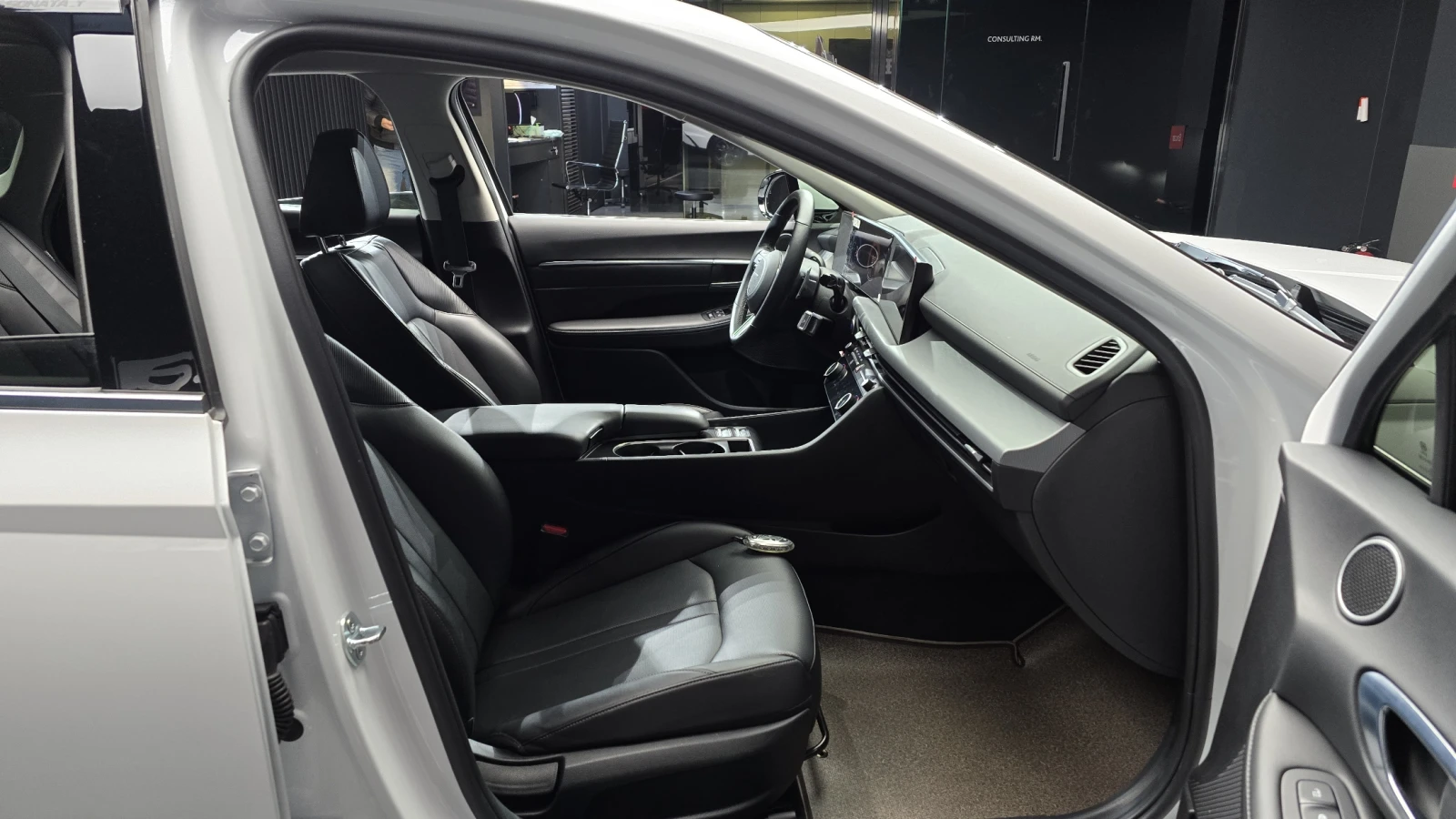 Hyundai Sonata The Edge 2.0LPG Mobility autogeorge.com | Mobile.bg � ����������� 10