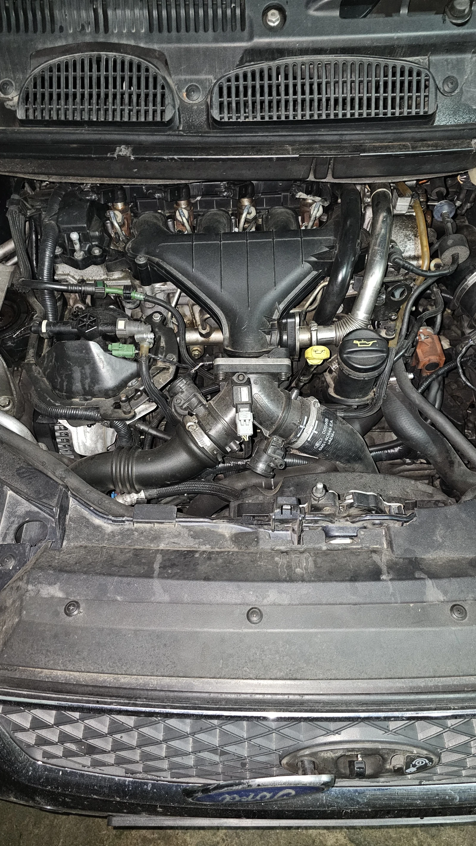 Ford C-max, снимка 17 - Автомобили и джипове - 54140892