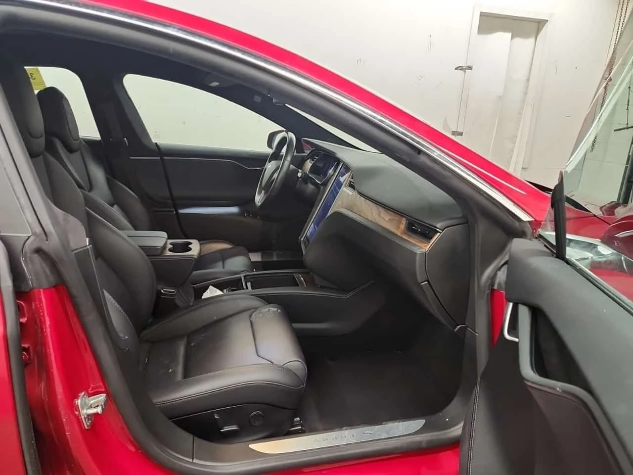 Tesla Model S * 75D AWD * 2 КЛЮЧА* ПАНО* ПОДГРЕВ* , снимка 16 - Автомобили и джипове - 53945306