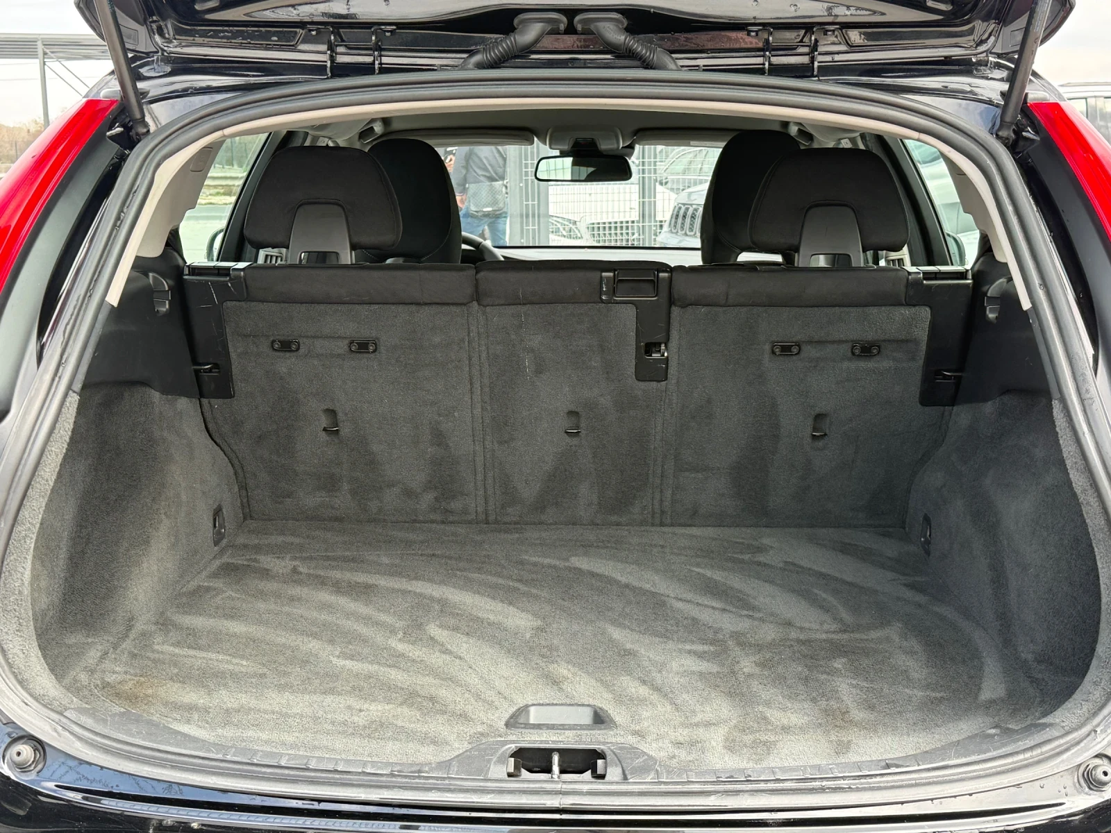 Volvo V60 1.6D* 2016г* АВТОМАТИК* 171.000КМ* НОВА* СЕРВИЗНА*, снимка 10 - Автомобили и джипове - 54060389