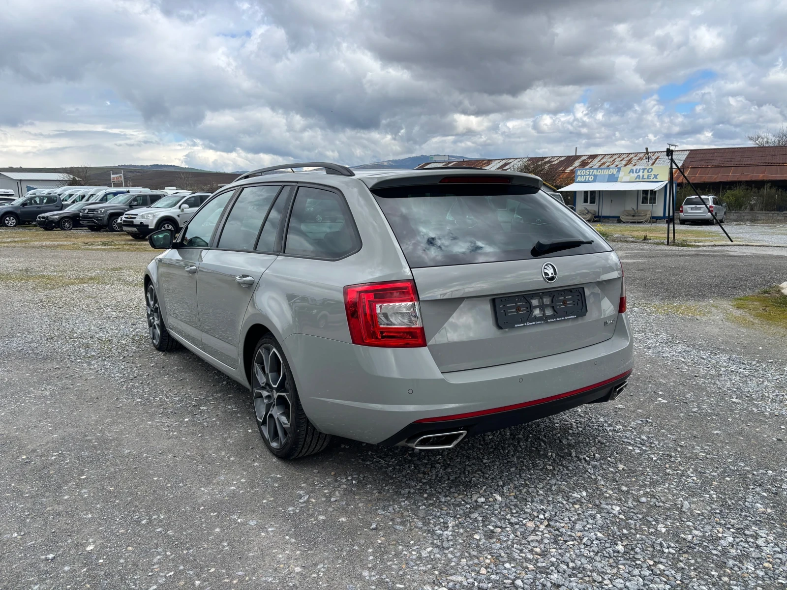 Skoda Octavia 2.0 VRS, снимка 5 - Автомобили и джипове - 54093538