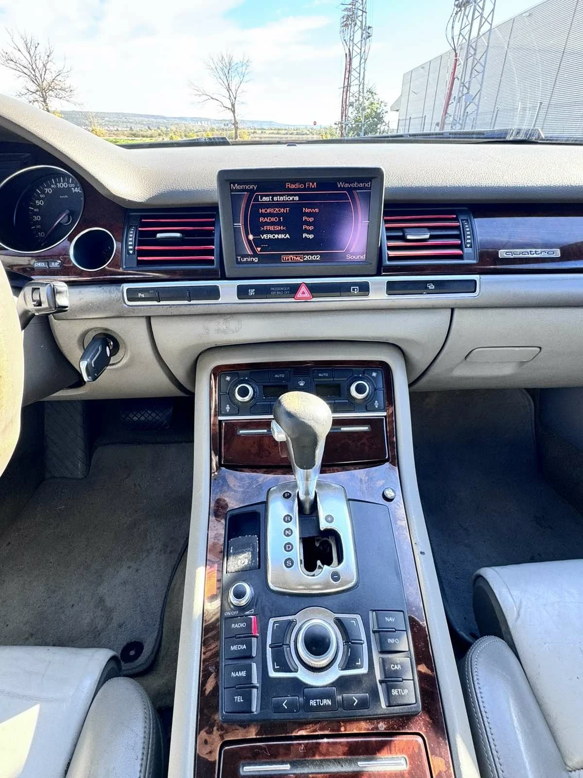 Audi A8, снимка 7 - Автомобили и джипове - 54417654