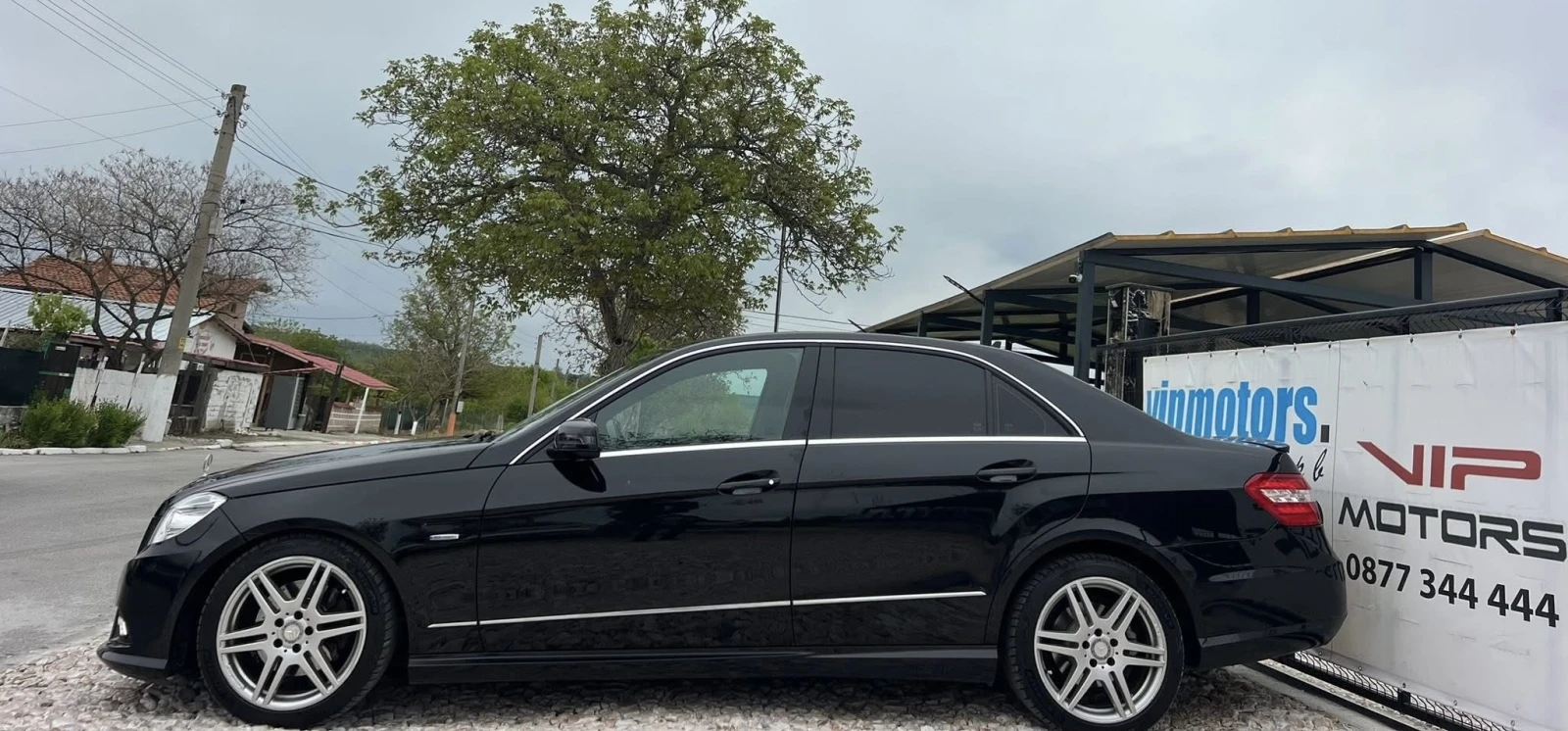 Mercedes-Benz E 350 AMG/XENON/NAVI/KOJA/UNIKAT, снимка 3 - Автомобили и джипове - 54527096