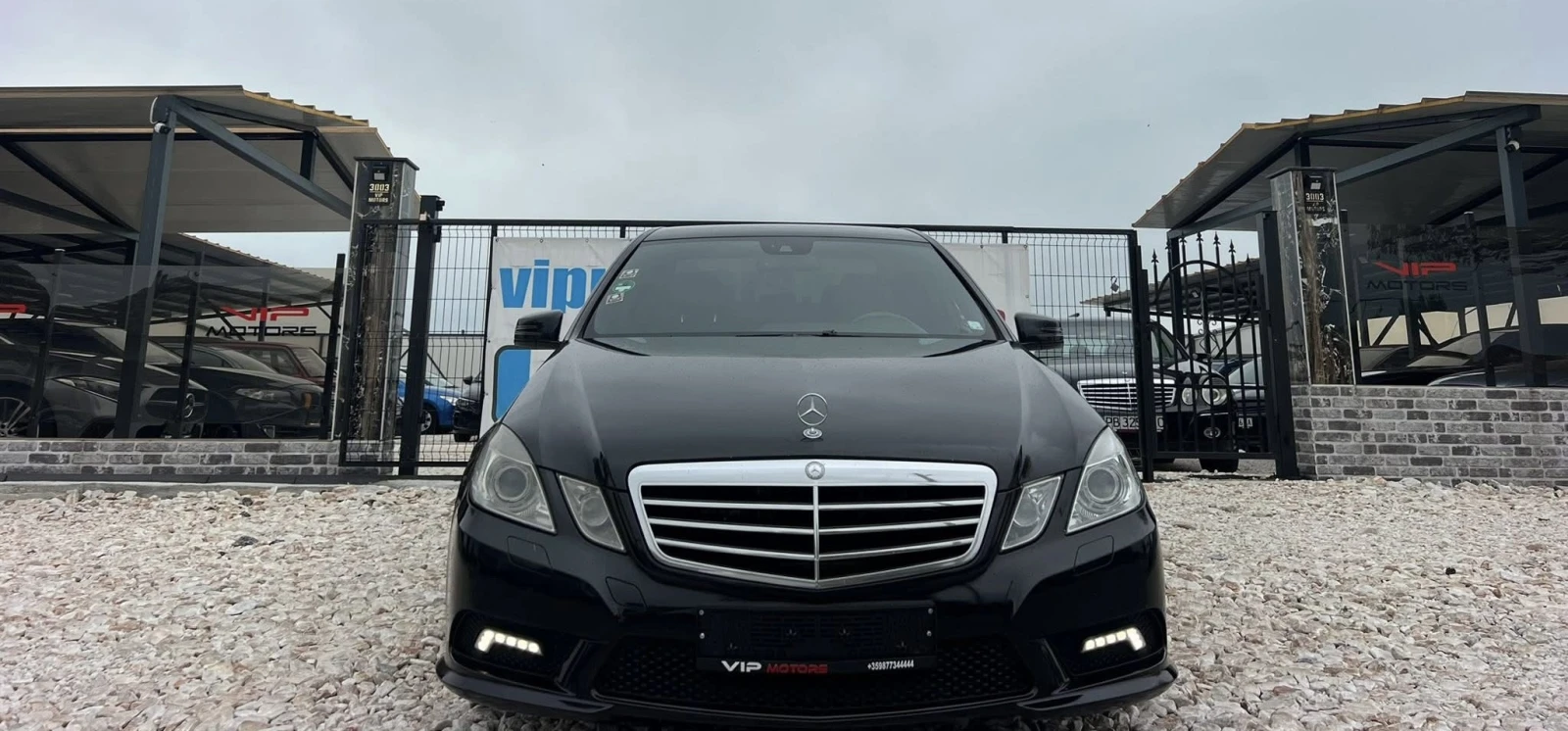Mercedes-Benz E 350 AMG/XENON/NAVI/KOJA/UNIKAT, снимка 2 - Автомобили и джипове - 54527096