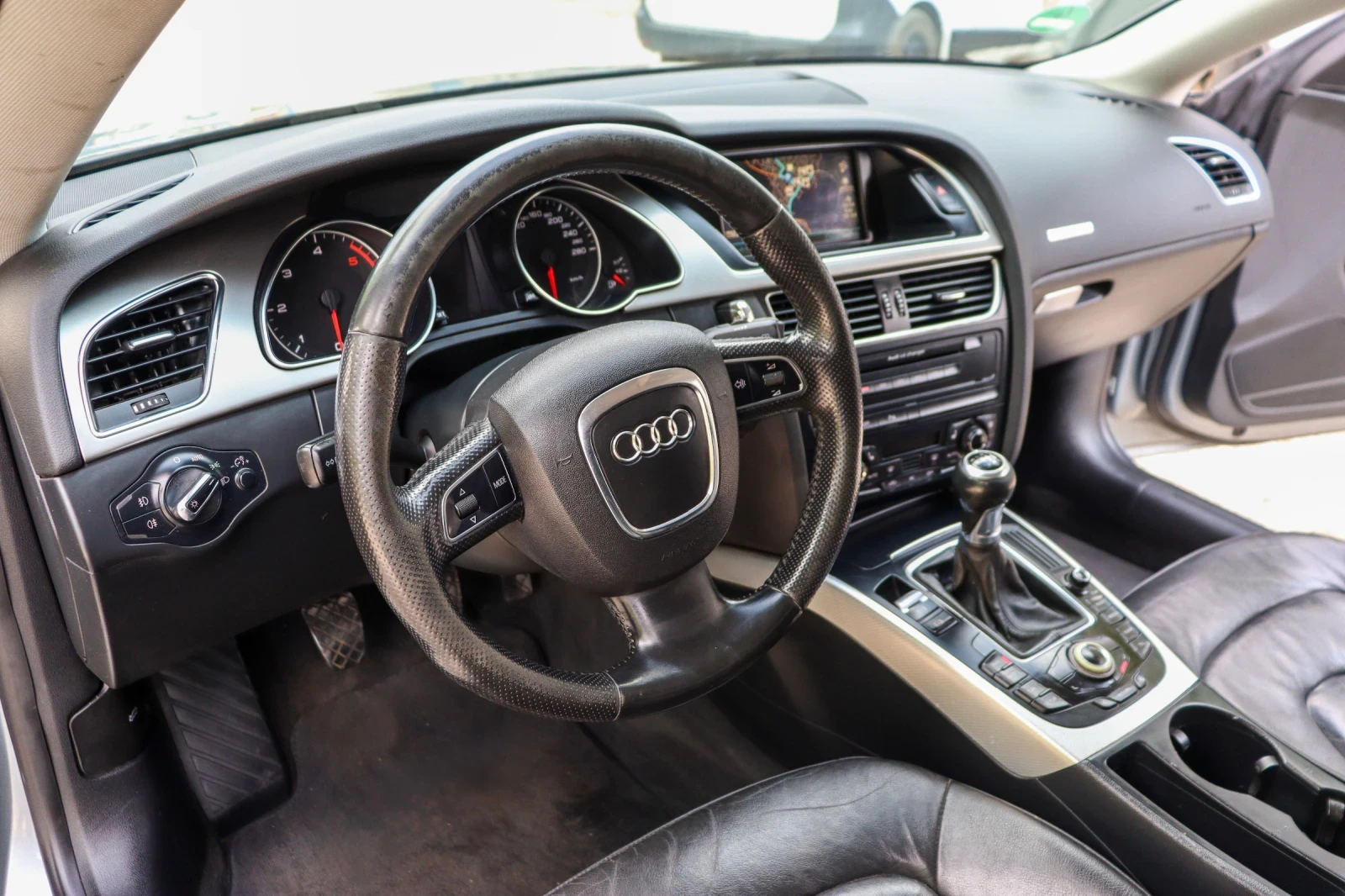 Audi A5 3.0TDI Quattro , снимка 11 - Автомобили и джипове - 55007122
