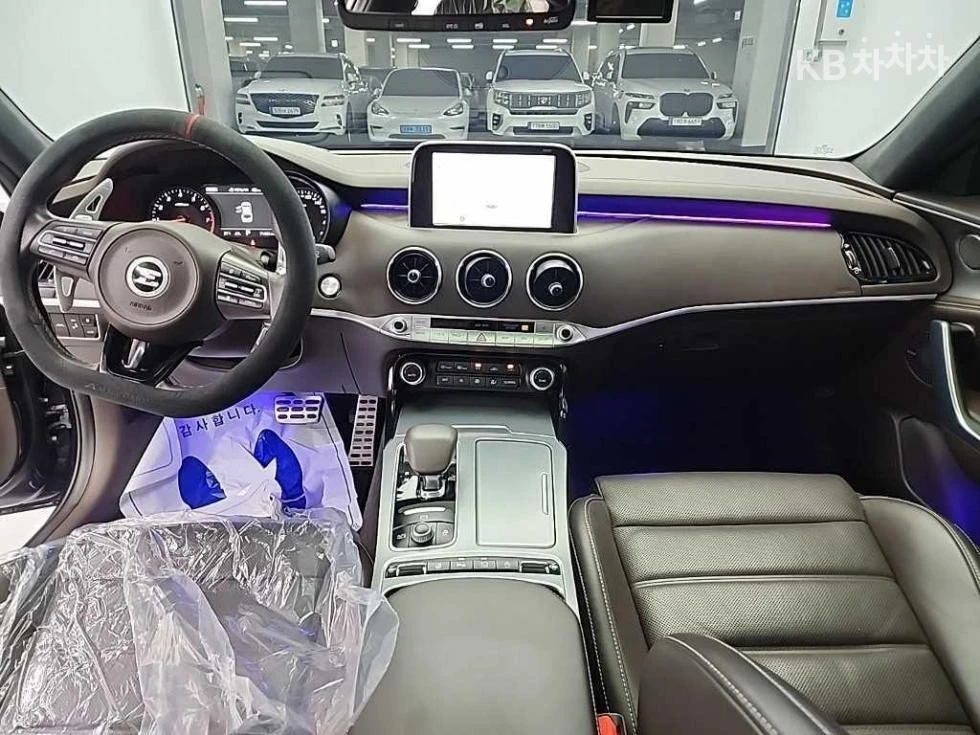 Kia Stinger 3.3 Turbo AWD* Pano* �����* HeadUp* 360*  | Mobile.bg � ����������� 6