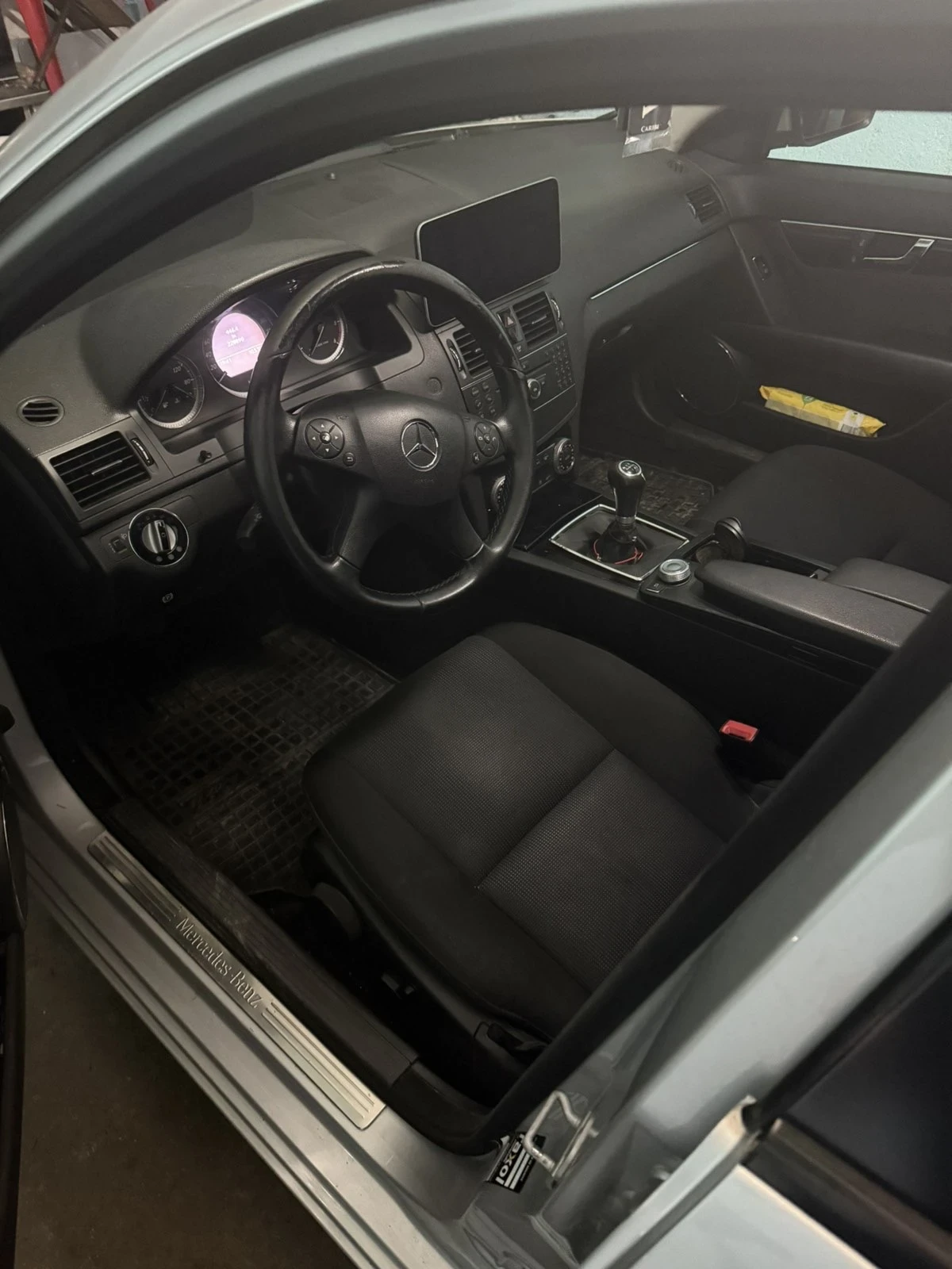 Mercedes-Benz C 220 CDI/NAVI/CAMERA/CARPLAY, снимка 7 - Автомобили и джипове - 55960140