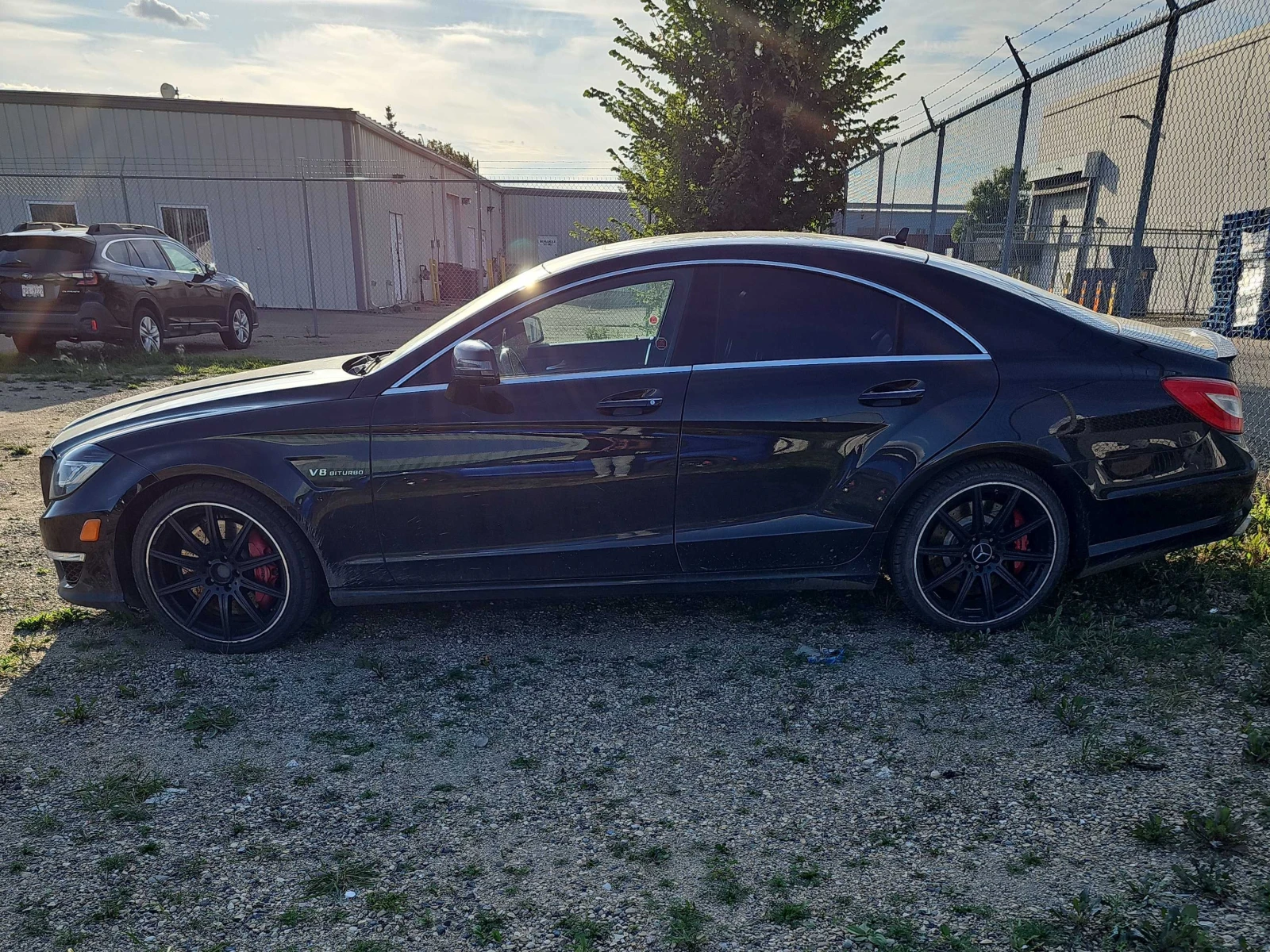 Mercedes-Benz CLS * 63 AMG S Model * АВТОКРЕДИТ * , снимка 3 - Автомобили и джипове - 56001895