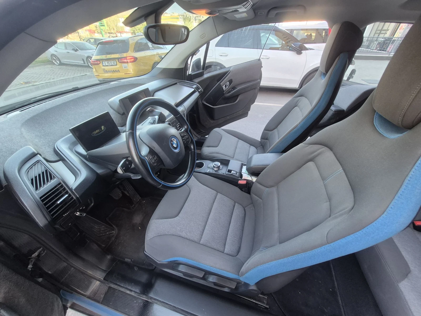 BMW i3, снимка 13 - Автомобили и джипове - 56379647
