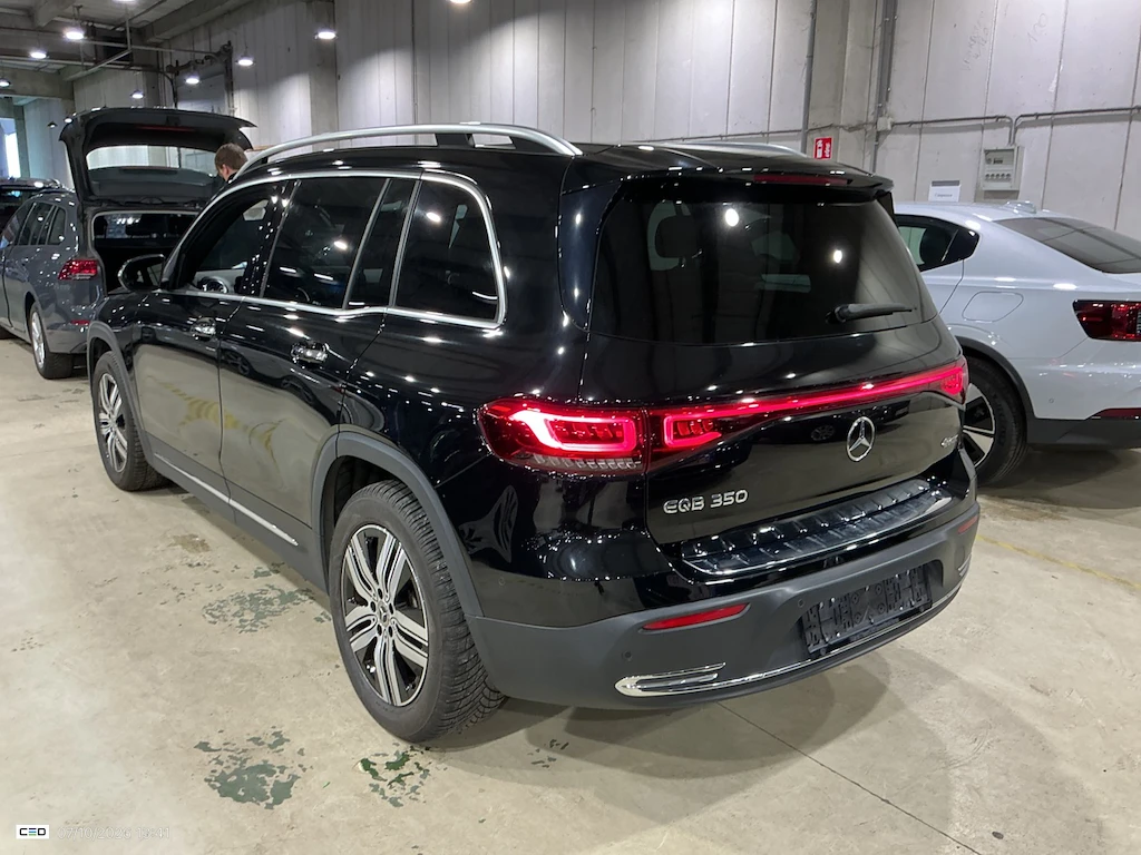 Mercedes-Benz EQB 350 4Matic AMG Line Leather LED Navi 95% SoH | Mobile.bg � ����������� 3