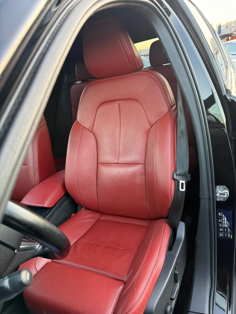 Volvo XC40 2.0D4  AWD, снимка 12 - Автомобили и джипове - 51894950