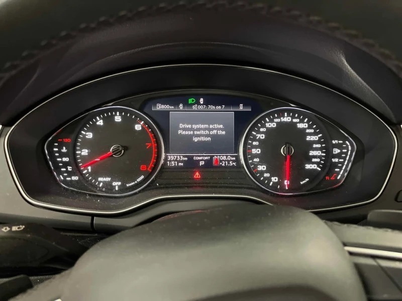 Audi Q5 * Komfort * CARFAX * БЕЗ ПЪРВОНАЧАЛНА ВНОСКА, снимка 8 - Автомобили и джипове - 53054124