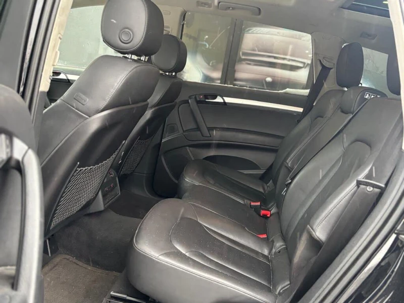 Audi Q7 3.0 TDI* ПОДГРЕВ* КАМЕРА* ПАНОРАМА* 6+ 1* КЕЙЛЕС, снимка 7 - Автомобили и джипове - 53599658