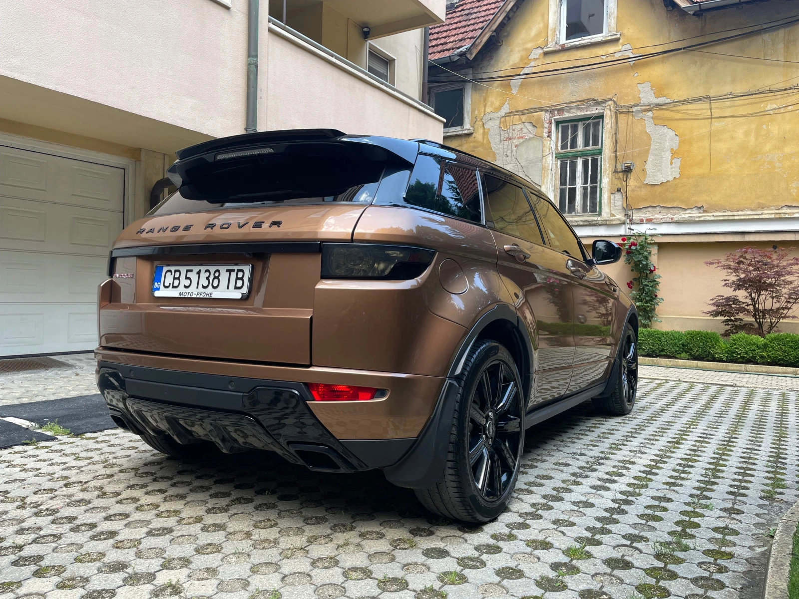 Land Rover Range Rover Evoque R DYNAMIC 4X4 - изображение 4