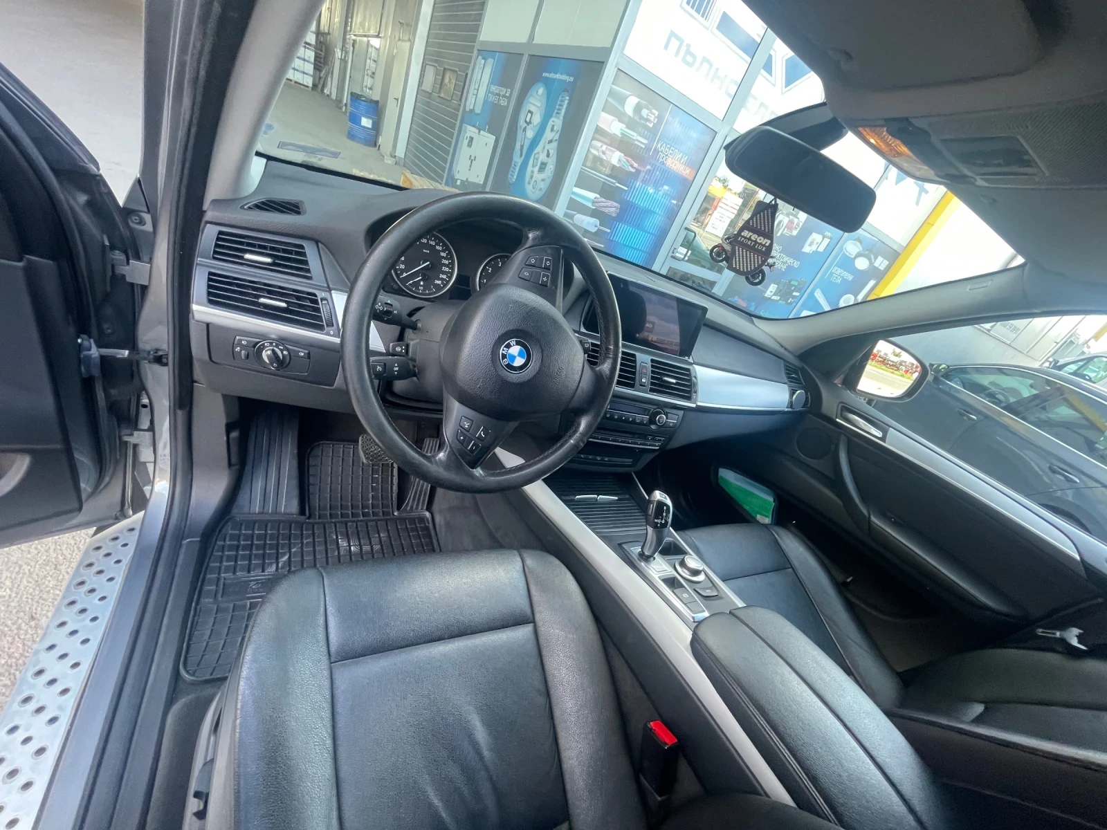 BMW X5 3.0si - изображение 10